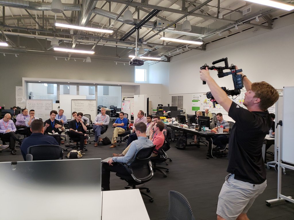 TheEvokeGroup's tweet photo. A BTS shots on-set with Ameren, UMSL, and Capital Innovators for the 2018 Ameren Accelerator! 
#evokethem #video #videoproduction #videomarketing #digitalagency #agencylife #powerofvideo https://t.co/VchTA3IhEV