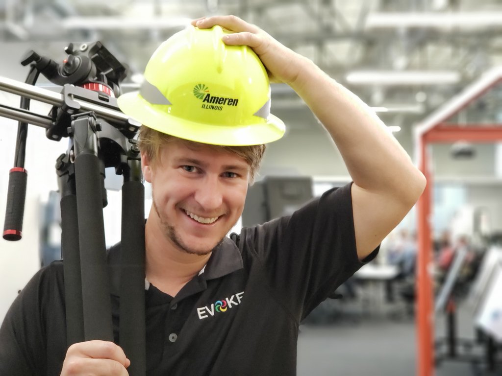 TheEvokeGroup's tweet photo. A BTS shots on-set with Ameren, UMSL, and Capital Innovators for the 2018 Ameren Accelerator! 
#evokethem #video #videoproduction #videomarketing #digitalagency #agencylife #powerofvideo https://t.co/VchTA3IhEV