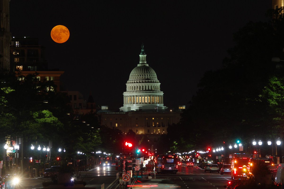 Phil Yabut (@philliefan_99) on Twitter photo Lunar traffic. #SturgeonMoon #dc <a href="/capitalweather/">Capital Weather Gang</a> <a href="/uscapitol/">Architect of the Capitol (AOC)</a> <a href="/PoPville/">PoPville</a> <a href="/DCist/">DCist</a> <a href="/KathrynProciv/">Kathryn Prociv</a> Lunar traffic. #SturgeonMoon #dc <a href="/capitalweather/">Capital Weather Gang</a> <a href="/uscapitol/">Architect of the Capitol (AOC)</a> <a href="/PoPville/">PoPville</a> <a href="/DCist/">DCist</a> <a href="/KathrynProciv/">Kathryn Prociv</a>