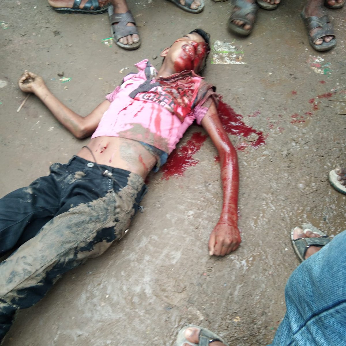 sahed_laskar's tweet photo. @CMOfficeAssam
Is there any administration At HKD district ? 
There is Bypass; why they allow Tripper at Town ?  A little boy lost his life due to a collission between Cycle and tripper at 3 pm, today.

#WeWantJustice https://t.co/BKgszIwb3S