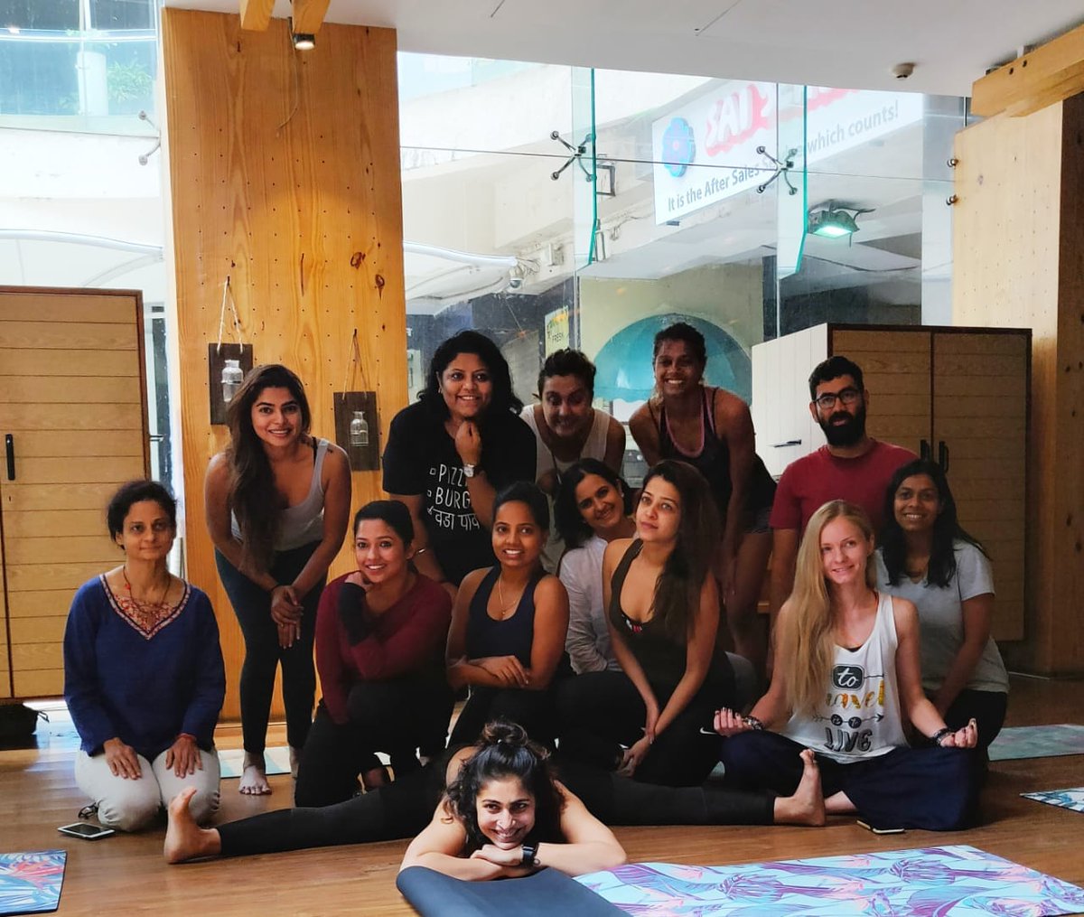 212AllGood's tweet photo. From the Saturday which started on a peaceful note♥
Yoga Workshop with @natashanoel001 and the lovely people who joined us for this rejuvenating morning! 
Thank you @natashanoel001 for joining us. 
Mat partner: Kosha Yoga Co.

#212AllGood #YogaWorkshop #Yoga #HealthySaturday https://t.co/O8hHw6VO8Y