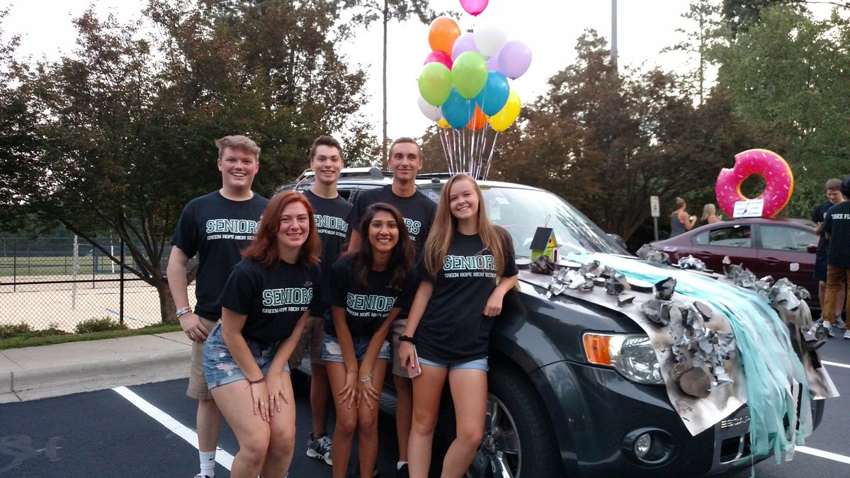 Senior car parade.  go UP