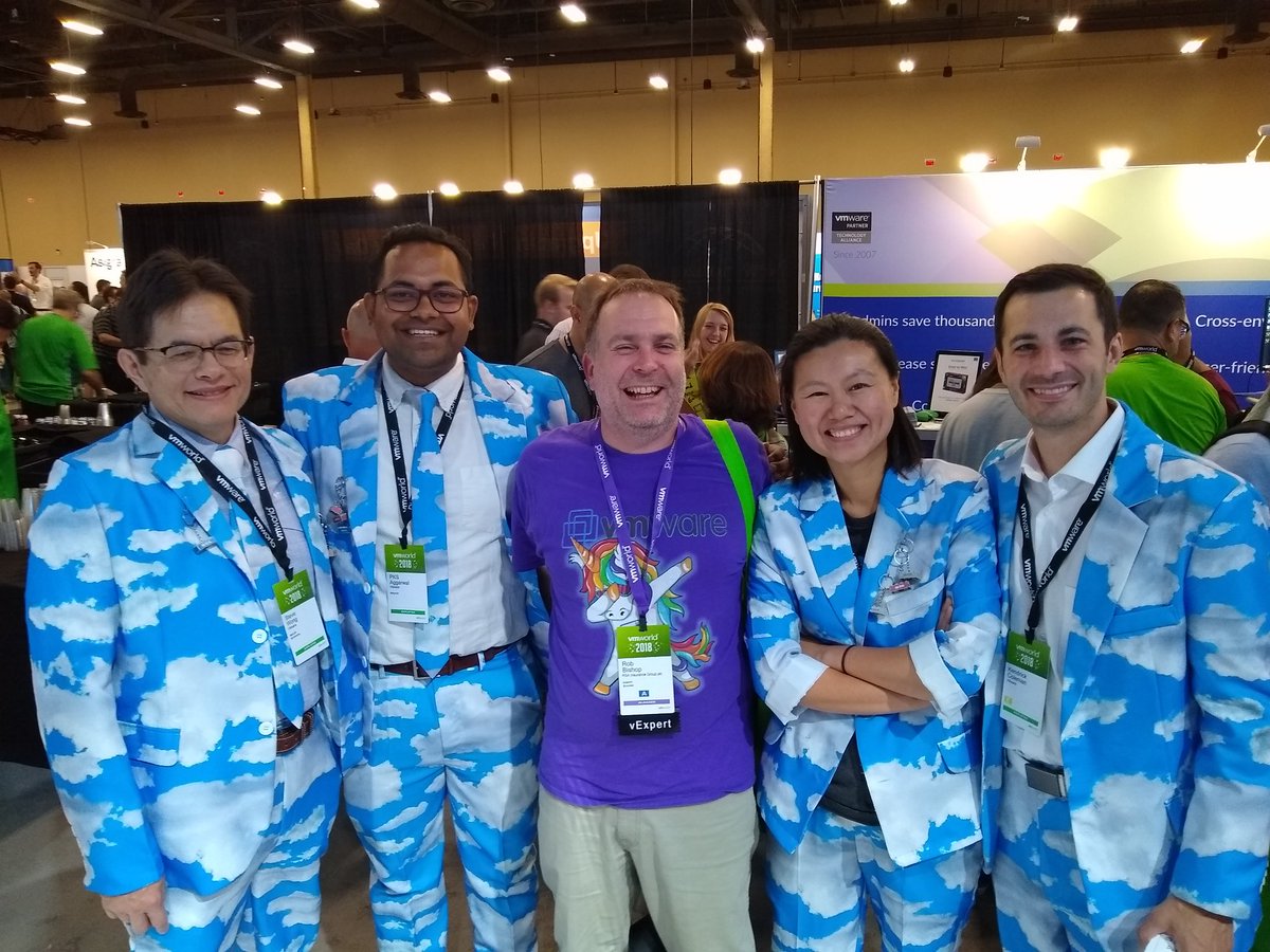 vprobish's tweet photo. Finally im in the cloud! #ContainerSquad @cloudnativeapps @vmwarecode #VMworld2018 https://t.co/mt7JyuZBQP