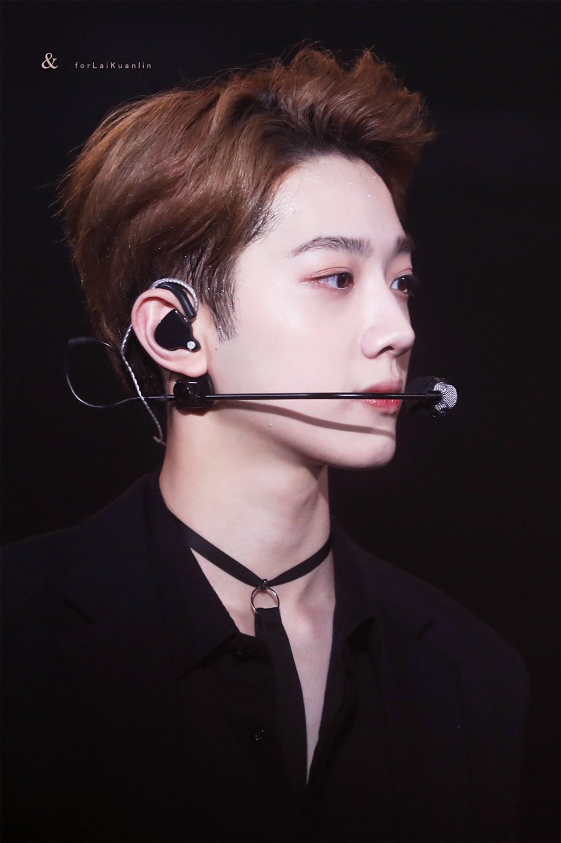 KuanAndLin's tweet photo. 180826 ONE: THE WORLD in Taiwan HQ  

#라이관린 #Laikuanlin #賴冠霖
 
니가 웃으면 나도 좋아 https://t.co/qH5GgUur8x