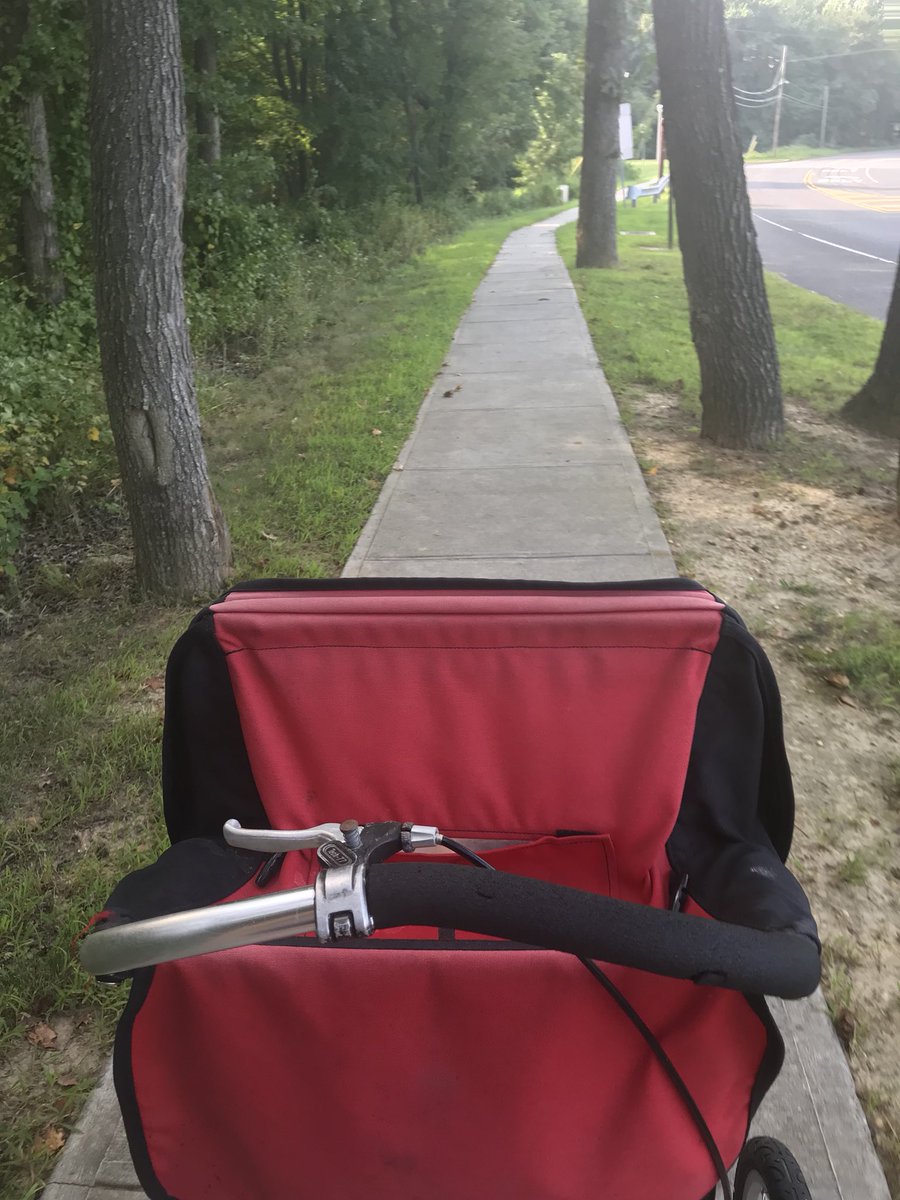 AmandaCaswell's tweet image. Easing in to Monday. #Run #10K #WorkCanWait