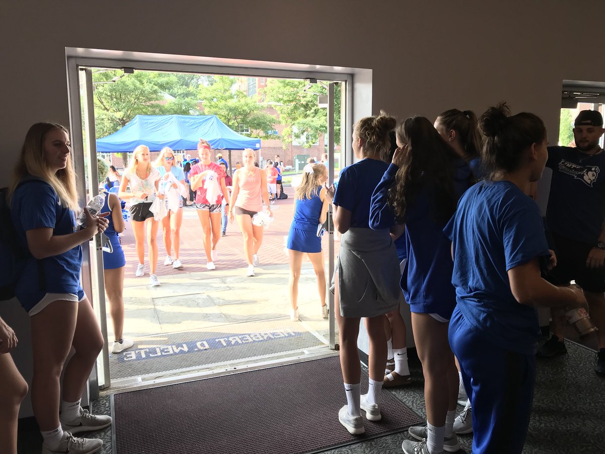 CCSU_VB's tweet photo. Great morning on Campus!!! 
#FreshmanWelcome #NewBlueDevils https://t.co/Qzfs9acog0