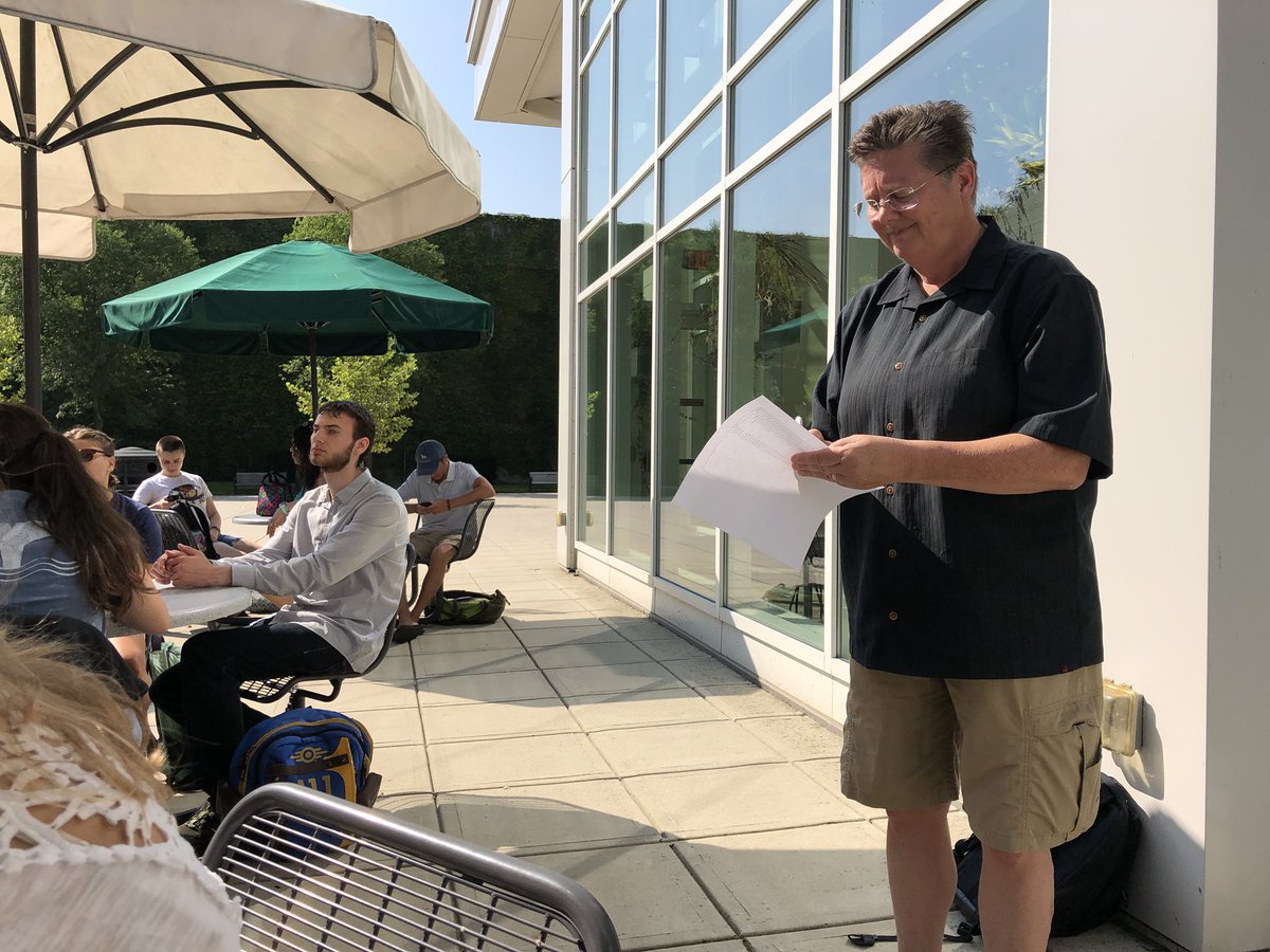 JoshuaTEStevens's tweet image. What to do when you can’t find a class room? Go outside! Welcome back KSC bio! #SeniorSem #KSCBio