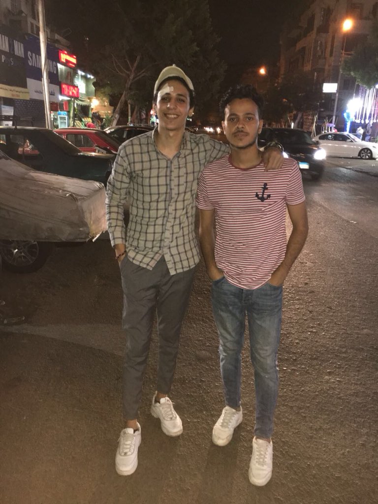 Skme8L's tweet photo. ال صاحب ال جدع ملهوش مرتجع 😎خلصآنه؟👬 https://t.co/zcn7GGsigw