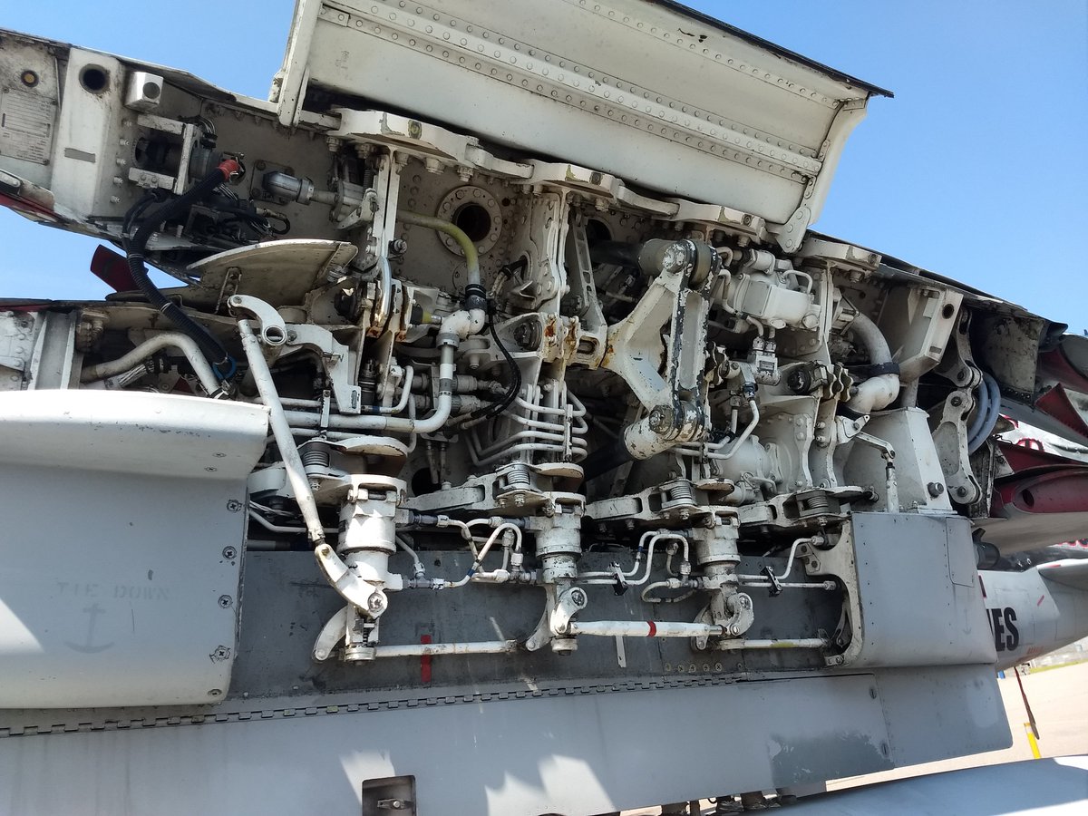 Nothing complicated, just the wing folding mechanisms of a @USMC EA-6B Prowler @HickoryAvMuseum !  We're open 6 days a week, closed Mondays. @FlyUSMC1 @flynavy @northropgrumman #ea6bprowler @NavalMuseum
