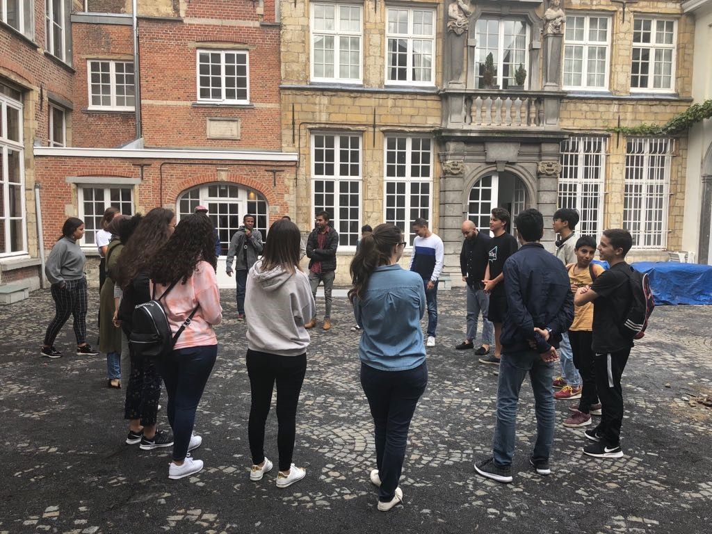 BDBELGIUM's tweet image. As of today, numerous 15-29-year-olds are getting digitized @ the Save Your Hood summer camp! Our B&amp;amp;D consultants Mohamed Aarab and Ibbe Borghijs are handing them Scratch and WordPress tools to save their hood and conquer the workplace! #WannaDigitize #SaveYourHood #Getdigitized