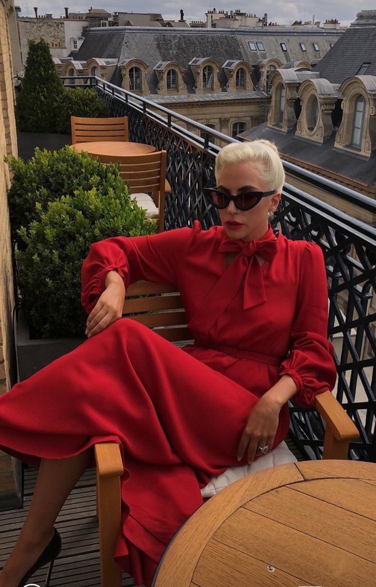 GagaPinkNow's tweet photo. 📸 Lady Gaga est à Paris aujourd’hui ! 🇫🇷 https://t.co/uLr2muR63M