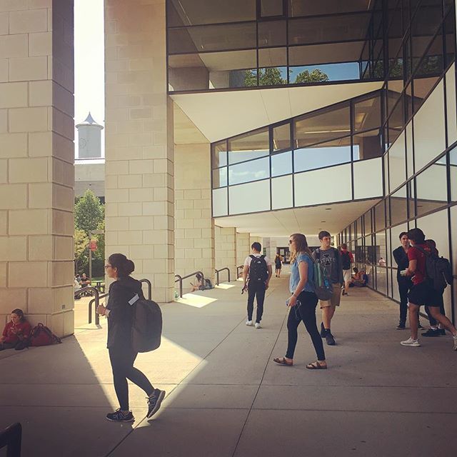 isualum's tweet photo. #welcomebackstudents #parkslibrary #isu #iastate #cycloneseverywhere https://t.co/Scn3m5txgd https://t.co/FJgUsSaJhL