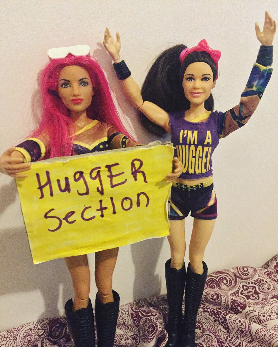 TheLegitGomez29's tweet photo. When best friends support other ๐โค๏ธ #hugandbossconnection #RawisBoss #BeTheHuggableOne ๐ฏโโ๏ธ๐ @SashaBanksWWE @itsBayleyWWE https://t.co/eivdecRwFb