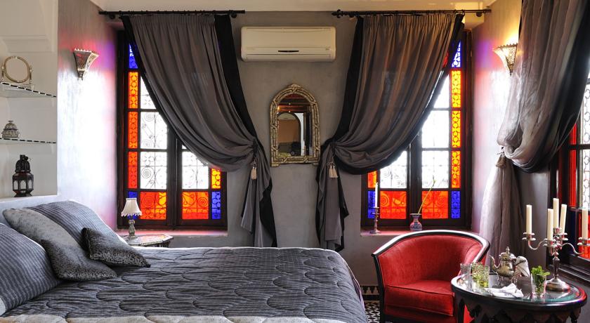 GomorokkoM's tweet image. 📣Dépêchez-vous, le nombre de places est limité !👉Pour seulement 169 € / Pers. TTC!!🎁Réservez un séjour d&apos;une semaine à tarif promotionnel dans les meilleurs établissements marocains😮 Cliquez sur &quot;le lien&quot; avant qu&apos;il ne soit trop tard. ⏩ bit.ly/2wfPgDL