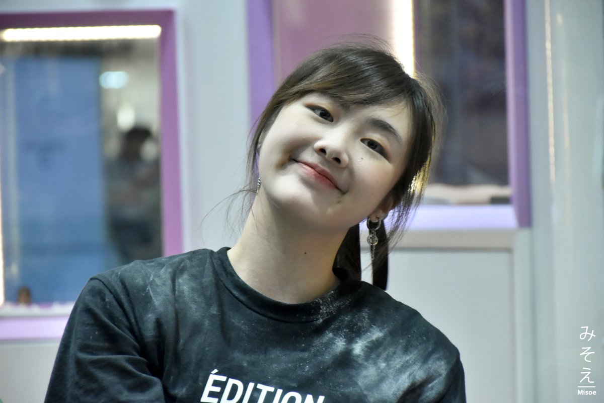 MISOE48's tweet photo. ในสวนมี... ❤️
#KhaminBNK48 #BNK48
https://t.co/6w5dMi14G7 https://t.co/0k7Q8opv5h