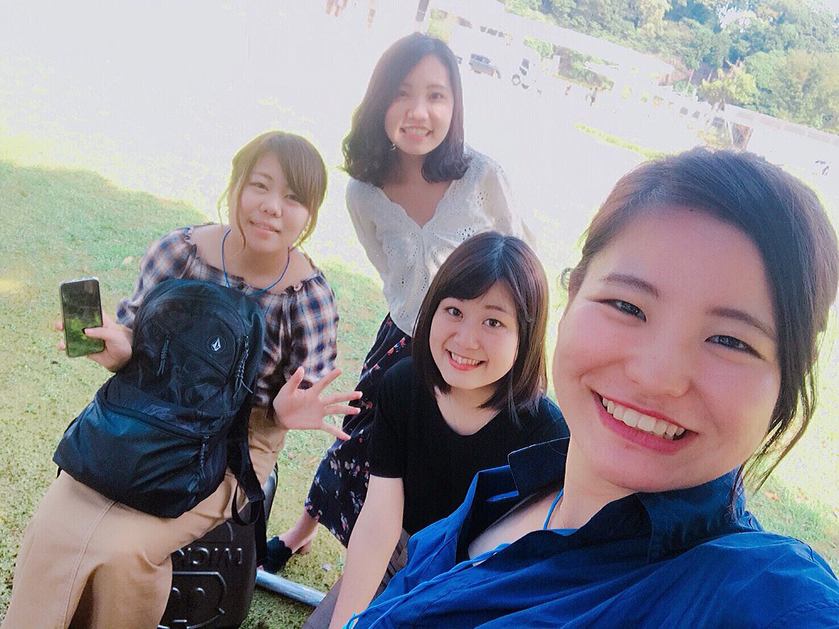 monet_clef's tweet photo. 🌿金沢アカペラタウン2018🌿
2箇所のステージにて歌わせて頂きました🎤✨
3枚目は、同じくClefから出演した@BLUES_KYOTO と、ClefのOBバンド@shirakance_clef さんとの一枚です📷💕
往復11時間かけたモネの初遠征でした❣️
お寿司美味しかった〜🍣!!
#KAT2018 #ありがとうございました https://t.co/1nfjHI404L