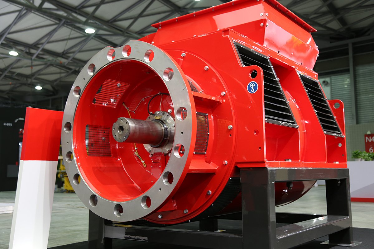 STAMFORDAvK's tweet image. This could be yours! Find out how we can build your perfect alternator with AvK bespoke designs to fit your power needs. buff.ly/2DaUrpZ