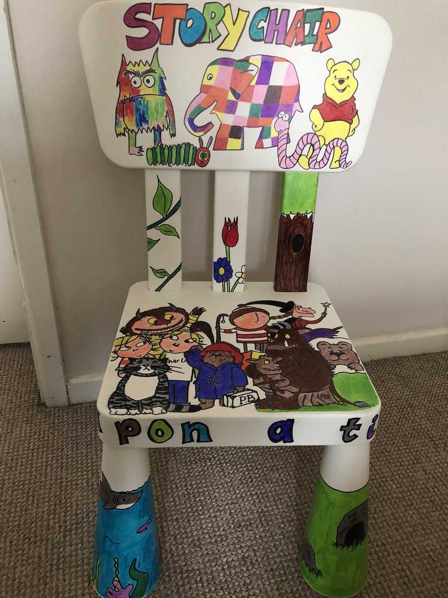 MissMFiera's tweet photo. First story chair! https://t.co/wRYWlpr5K5