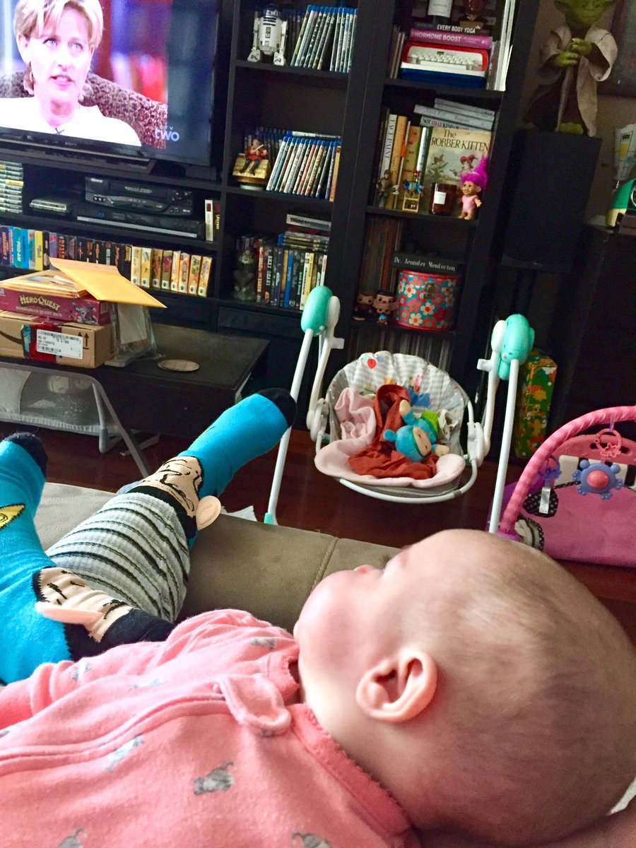 VibrantVVBeauty's tweet image. Rowan was totally mesmerized by @TheEllenShow birthday episode rerun today. And yes, I’m wearing #Spocks 🖖🏻💕👶🏼✨
