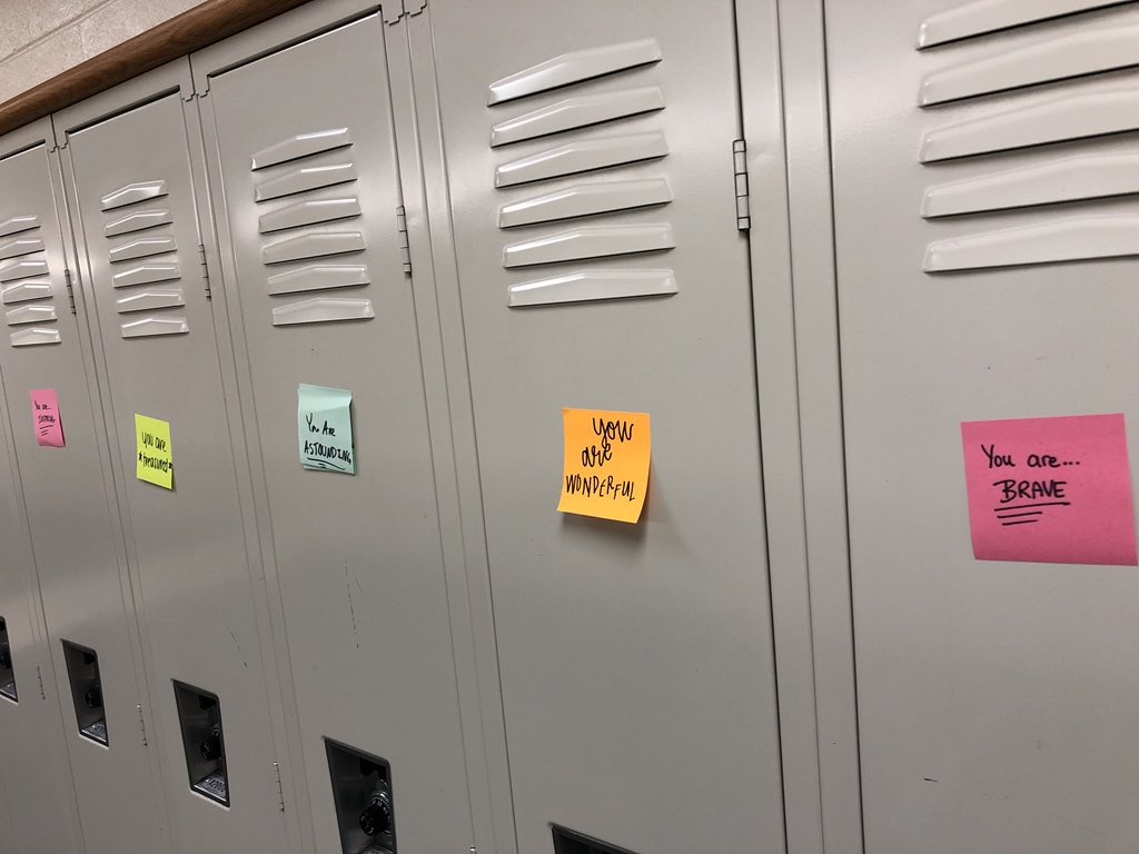 chemwiz77's tweet photo. #MasonMoment Love when they do this!! https://t.co/xildDwVFOV