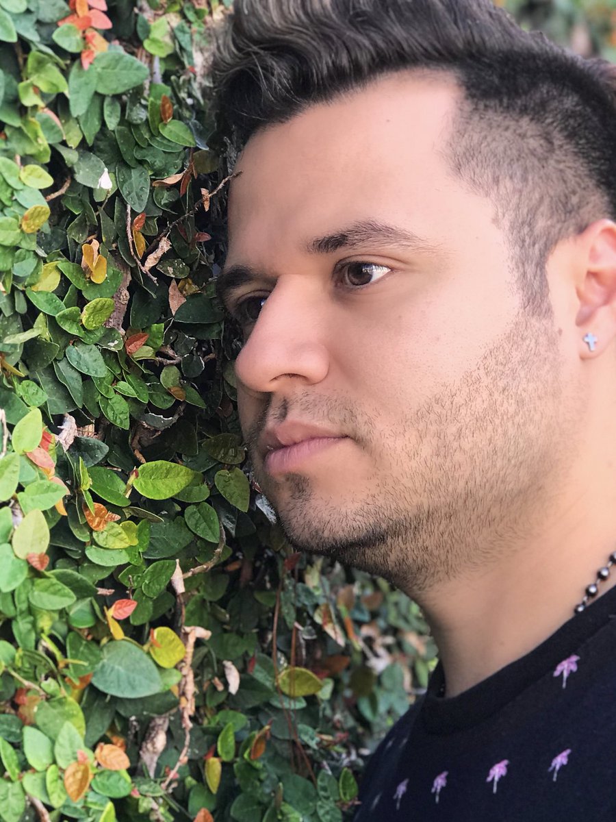 Una nueva semana comienza, nuevas oportunidades, sueños, metas 😁❤️ #ConTodo 💪🏻