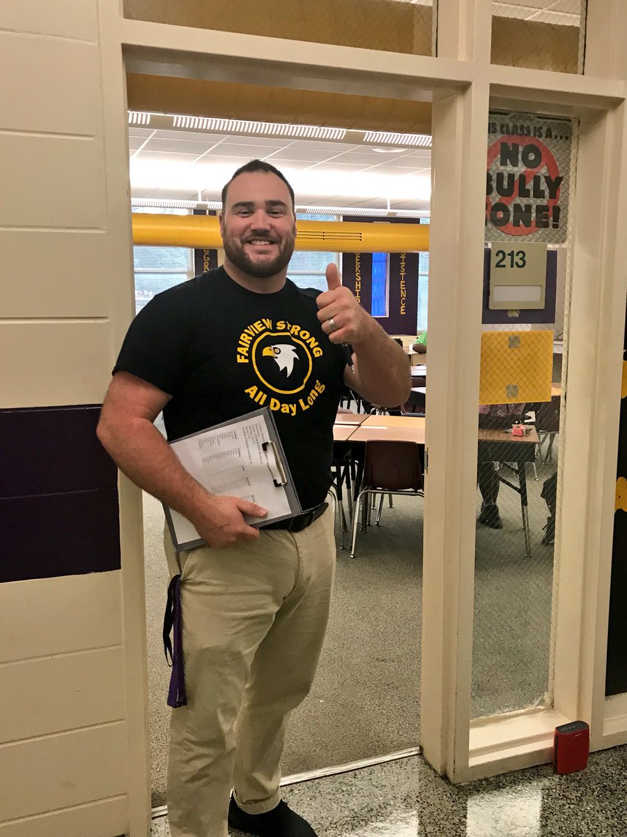 FairviewGCSNC's tweet photo. “You’re off to great places. Today is your first day! Your mountain is waiting, so get on your way!”
- Dr. Seuss 
 #GCSFirstDay2018 
#FairviewStrong 💜💛 https://t.co/IAm61kwBTE