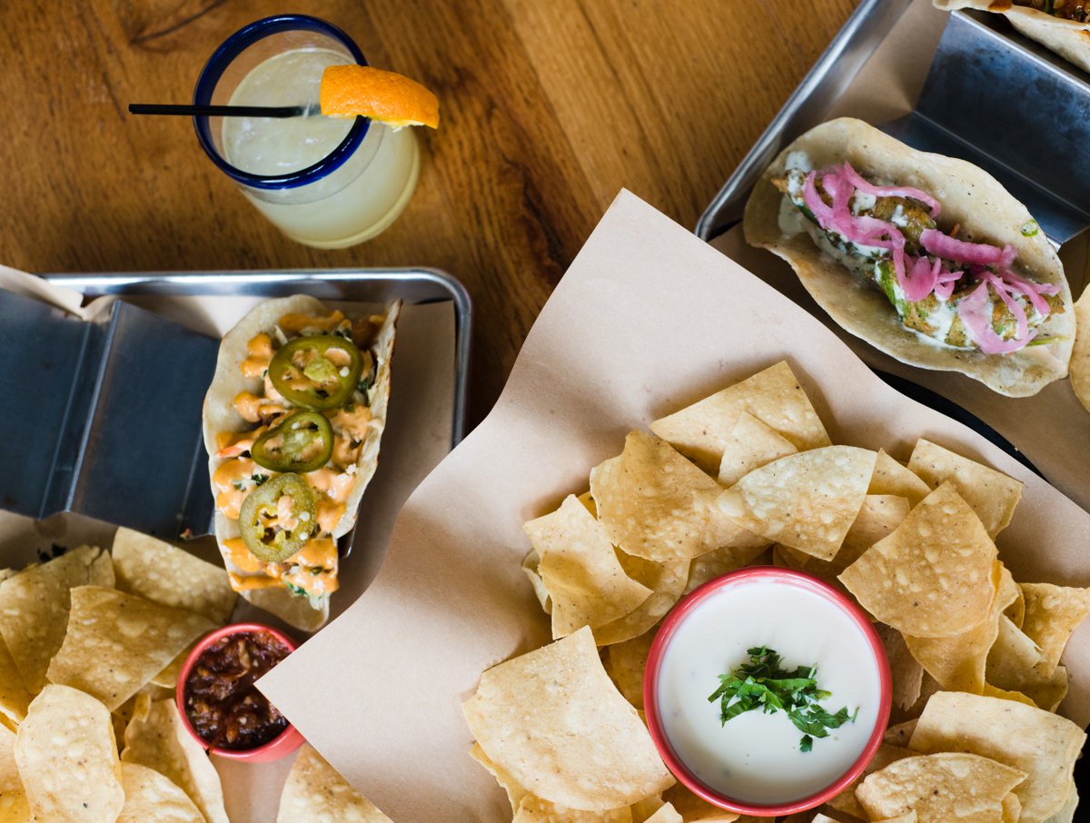 TCCRAFTTEQUILA's tweet photo. Queso, tacos, and a TC Craft Margarita are our definition of a balanced meal! #fitness #healthylifestyle #craftstyle #Nashville #tequila #local #TCCraft https://t.co/jTYcUuiSld