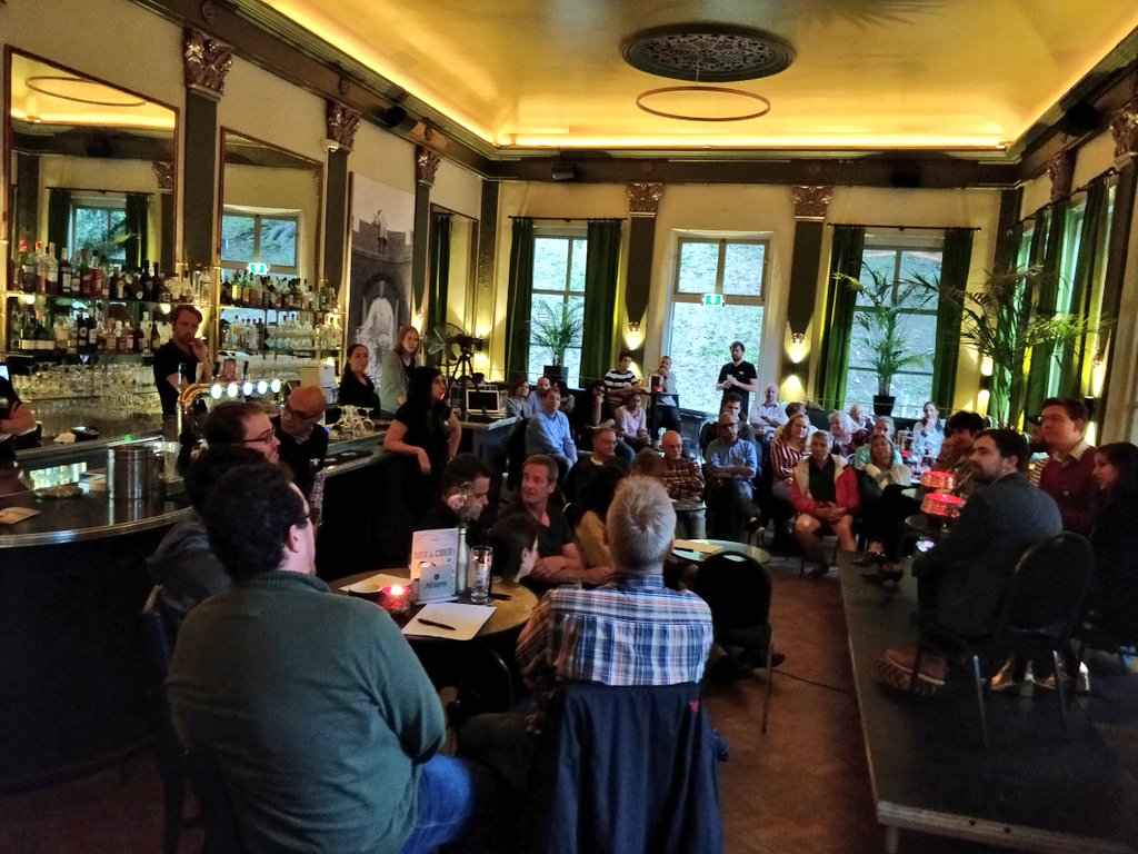 "Spending money on space exploration is one of the smart things to spend money on" #overhead at #AoTLeiden's special edition about "What is it to be an astronomer"

#space #science #universe #SpaceExploration #Astronomy