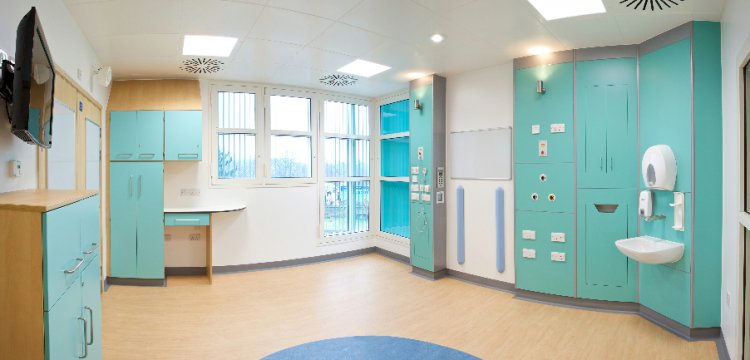 Southampton Hospital- Clinical Haematology Centre- The design brief on this project was to create a pleasant 5-star hotel environment and minimise the ‘clinical hospital feel' and we believe the results speak for itself.
stirlingmedical.org/index.php/proj…
#StirlingMedicalandScientificLtd"