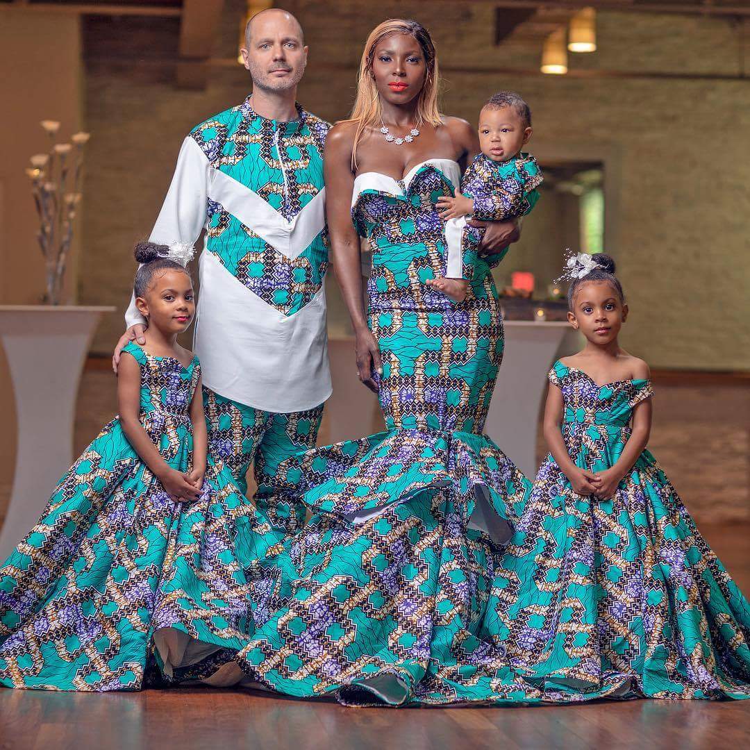 ColorBl86198117's tweet photo. Beautiful family ❤️#IamColorBlind https://t.co/ZzdVDxgVR3