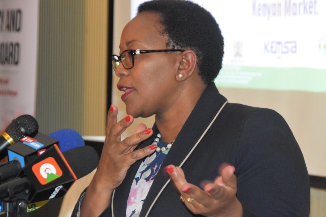 MOH_Kenya's tweet photo. The public is advised to use the system for reporting suspected poor quality medicines when they come across suspicious products & adverse drug reactions. “Reports by the public will help the ministry to monitor the quality of pharmaceutical products,” @SicilyKariuki #PMSLaunch https://t.co/MHQICifU8n