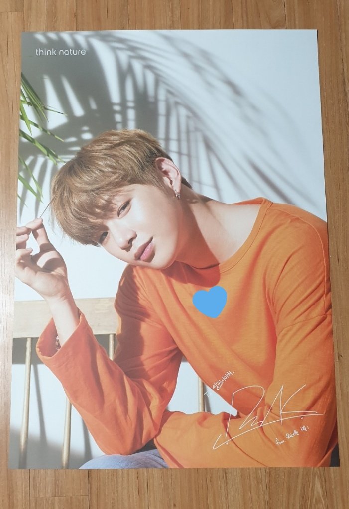wannaone_heart's tweet photo. 💙강다니엘 씽네 브마 이벤트💙

알티+팔로 추첨 💌
접어서 준등기or택배로 보내드려요오😭 괜찮으신분만!

이번브마 너무이뻐ㅠㅠ 속쌍에끼어죽고싶,,
제작굿즈 찾아보고 있으면 같이 넣어서 보내드리께요! https://t.co/DOi2NgJQjc