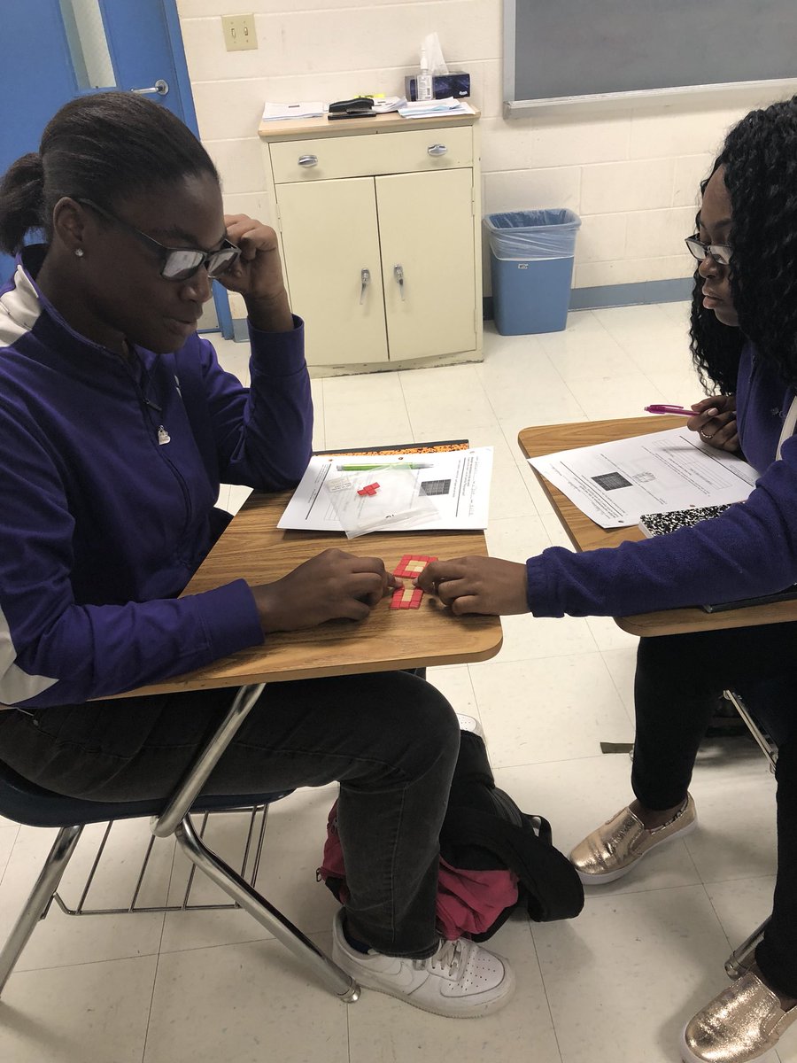 mrs_walker06's tweet photo. I Love when they are enjoying Math!!! #Algebra1 #mutiplerepresentations @haywoodhigh https://t.co/2RhqV4XFe5