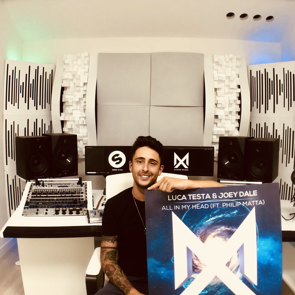lucatestamusic's tweet photo. ALL IN MY HEAD is going strong!👊 What do you think about it? ⬇️ #progressiveisback @SpinninRecords @MaxximizeRec @joeydalemusic Get it here: https://t.co/eIxxtU0851 https://t.co/BZPGCwlRLS