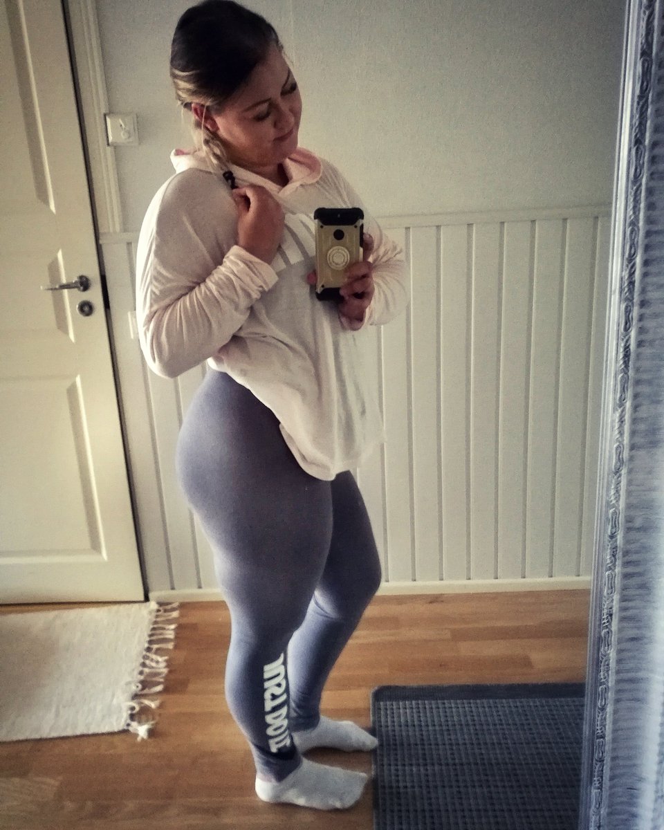datkoalagirl's tweet photo. #powerinlegs https://t.co/hsW63oRUa8
