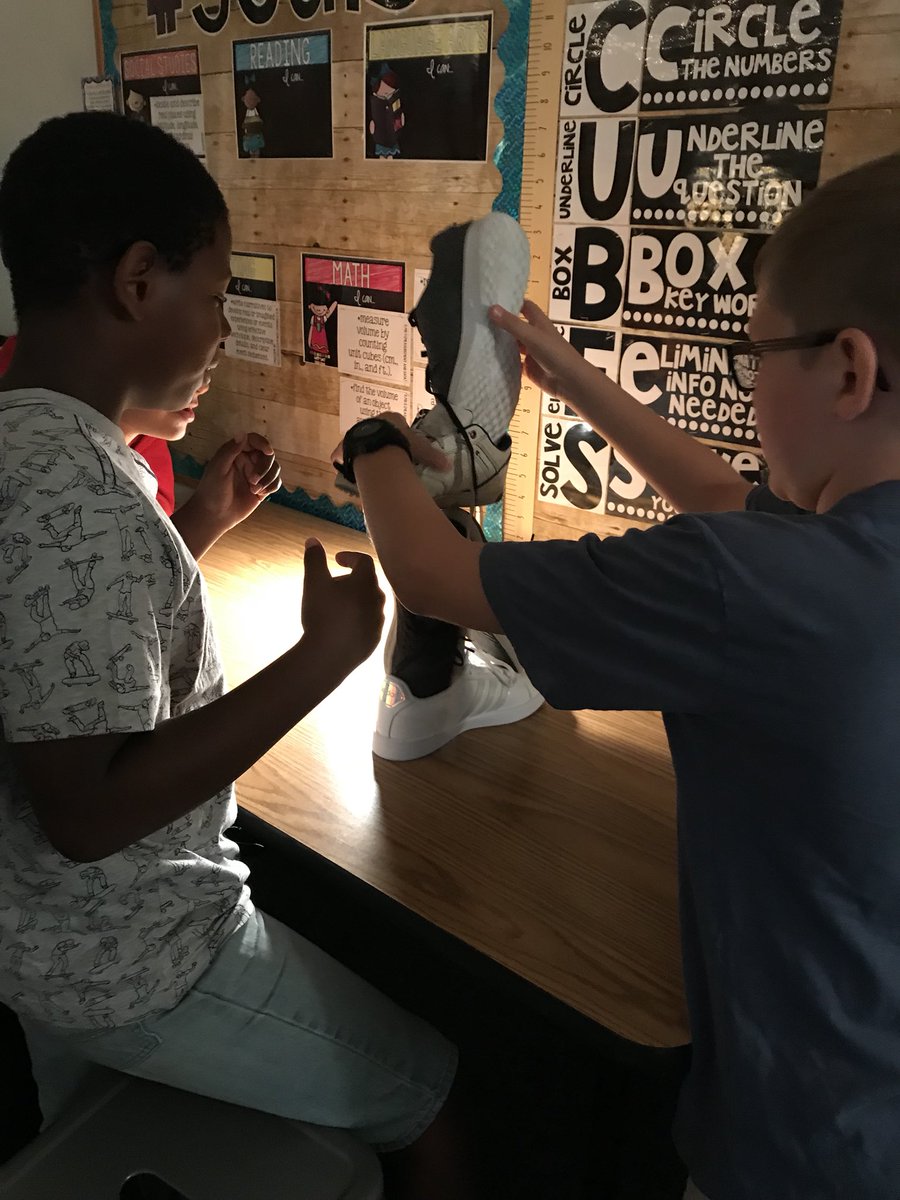 AunesClass's tweet image. Leaning Tower of FEETSA! Such a great teamwork activity! #gfwinship #gfschools #classroomteamwork