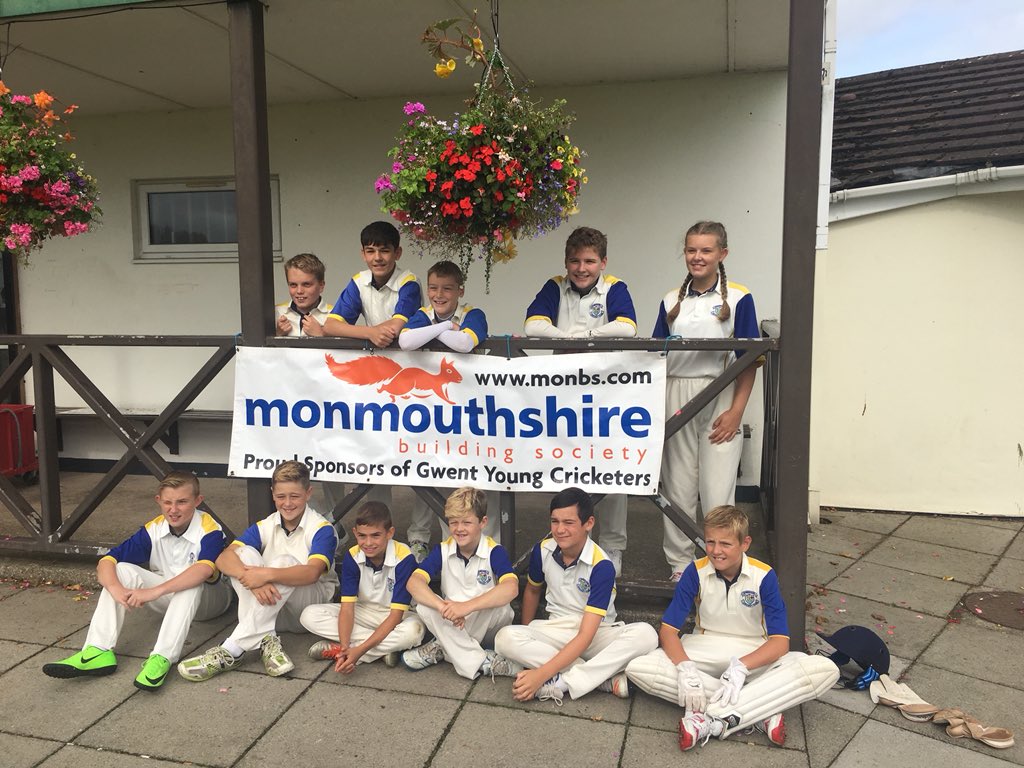 Very proud of this lot. Close runners up today in a very good U13 final with most of the team being U11. Congrats <a href="/AbergavennyCC/">AbergavennyCC 🏏🏏🏏</a> 
Great advert for youth cricket 🏏