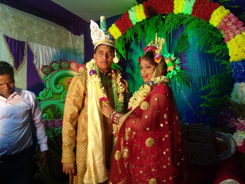 pinakiranjan21's tweet photo. @ADATATechnology #ADATA #MakingMemoriesLast Best Moment in my life , when I married with my dream girl. @sandhya_sen123 @desichipakli @PritiNivoriya @Pritigupta13031 https://t.co/ATRbOZ30lr
