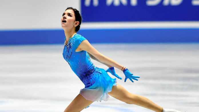 QueensSkate's tweet photo. If you're a figure skater, find out how to keep your body in excellent shape ⛸
@healthableorg
Hit the link 👉https://t.co/4AeoWWxC6J
#Figureskate #Skatingtips #Queensskate https://t.co/irjEaX9CmI