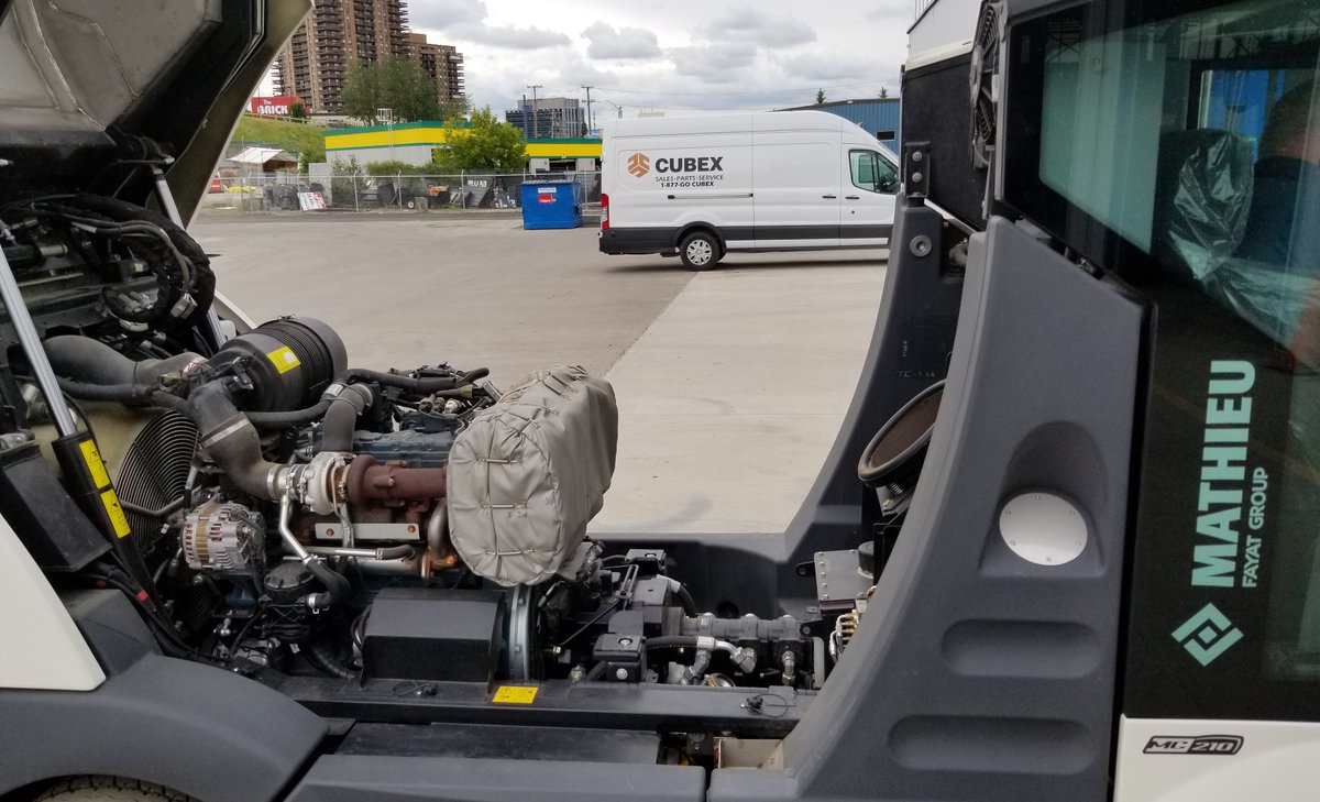 CubexLimited's tweet photo. We have 3 - 2017 Mathieu MC210 STREET SWEEPERS - 4 Solutions in 1: pure sweeping, versatile sweeping, scrubbing & washing. #sweeper #StreetSweepers #ParkingLotSweepers #UsedSweeper #sweeperbroom #MiniSweeper #sweeperparts #Brantford #Montreal #Calgary 1-877-Go-Cubex (462-8239) https://t.co/VwNlzBOvJi