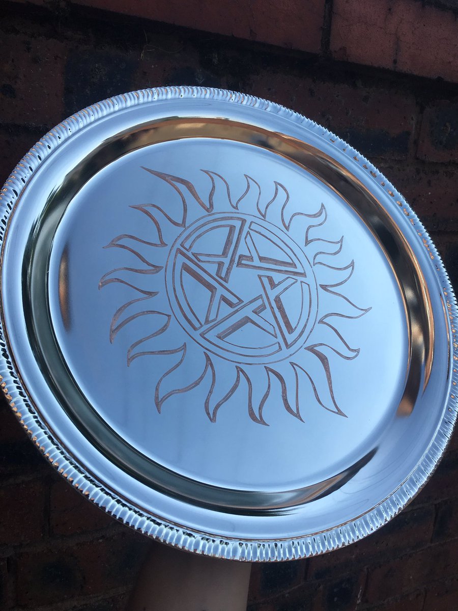 Incredibleinno's tweet photo. Some loverly silver platters made by me :) https://t.co/zCJSjFSYOy
