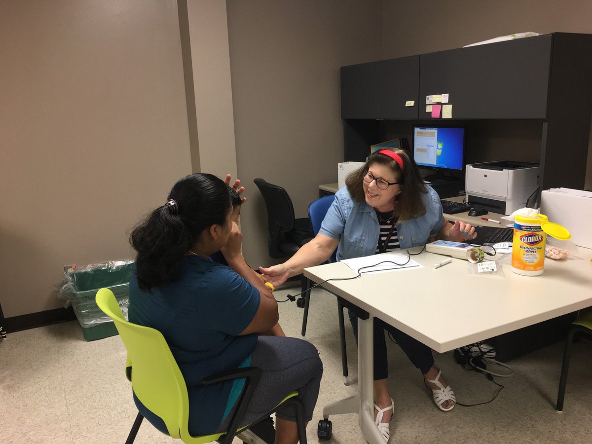DSanchezGISD's tweet photo. @gisdengagement 
It's Enrollment day! First Steps #GISDfamily https://t.co/hmCsDCShUZ