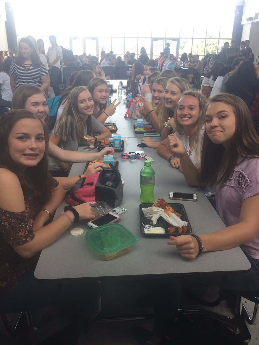 celena_watson's tweet image. Some freshman enjoying their first lunch at the high school. #MAfirstday
