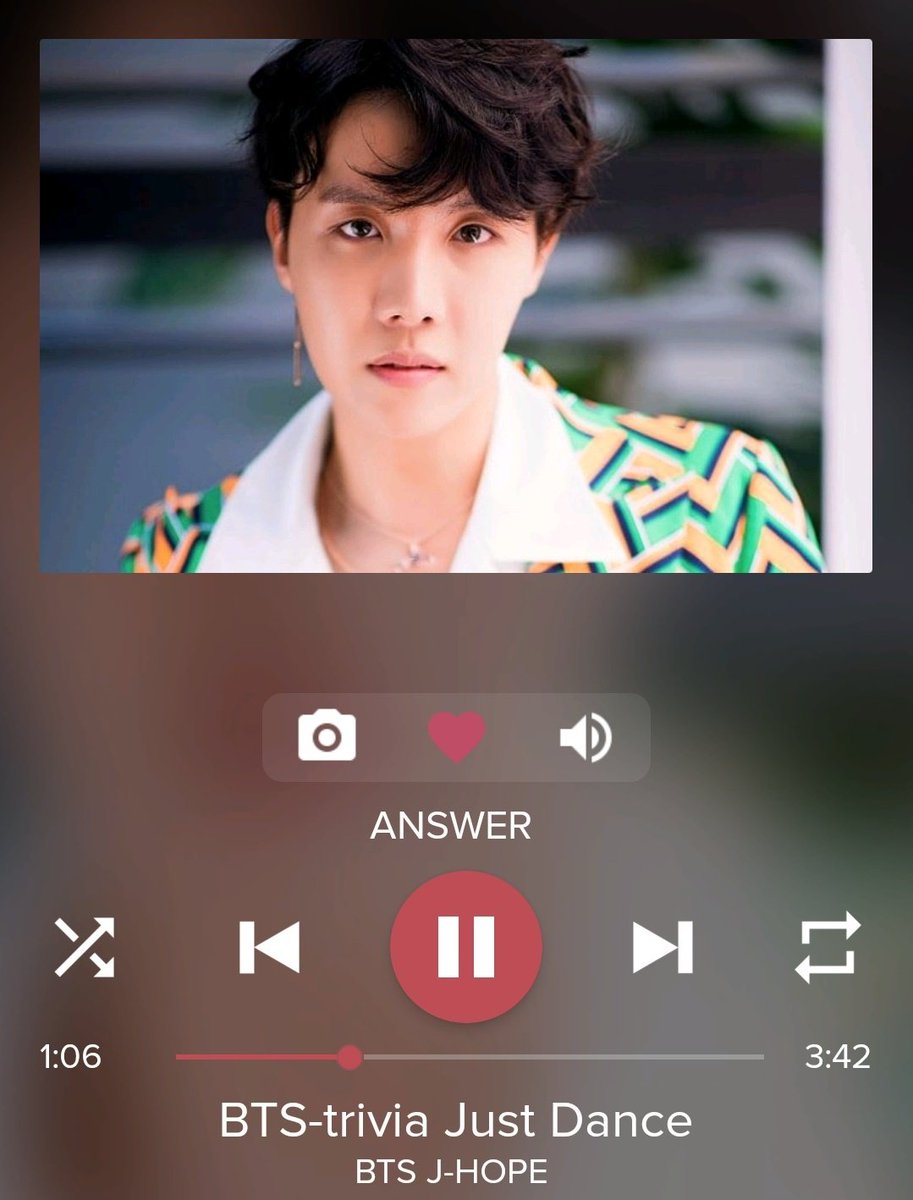 ElaineBonomell1's tweet photo. TRIVIA #love #JustDance_LyAnswer #Seesaw @BTS_twt @BigHitEnt @bts_bighit ✨✨✨💎💎💎🎀🎀🎀 https://t.co/uMo3LYXM7J