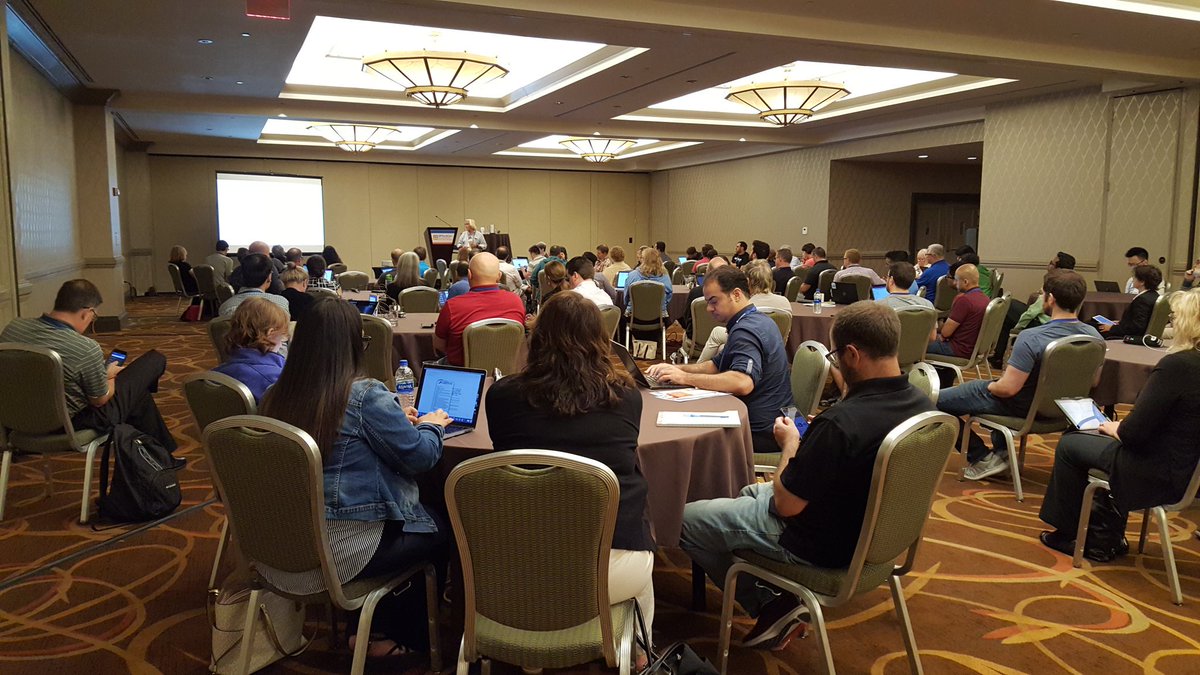 robwindsor's tweet image. Packed room for @sympmarc session on transitioning from the  Classic to Modern user experience. #SPTechCon