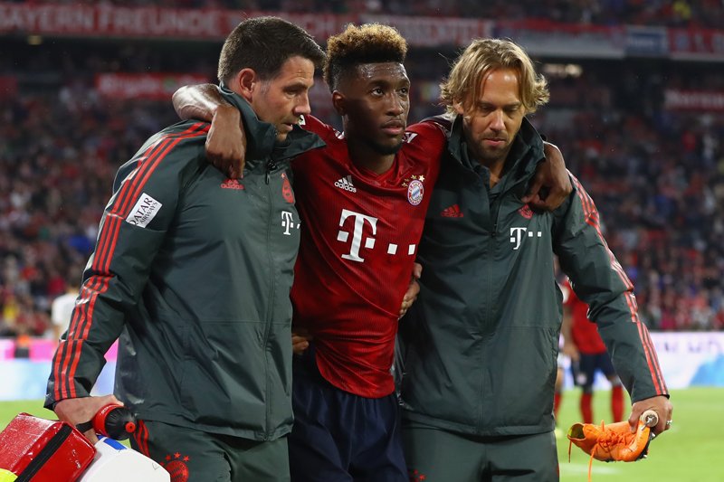 تويتر サッカーキング على تويتر 負傷者情報 ブンデス復帰戦で悪夢の再負傷 バイエルンのコマンが手術 長期離脱へ T Co Yuxr8xr7jo 編集部より 昨季後半も負傷離脱を強いられた キングスレイ コマン が 24日の ブンデスリーガ 開幕戦で負傷
