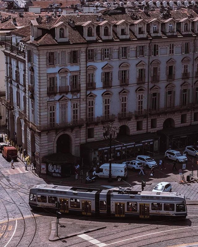 ciauturin's tweet photo. Thirteen 🚃
#volgotorino #ig_torino #igerstorino #ig_turin #igerspiemonte #whatitalyis #rsa_streetview #vivopiemonte #browsingitaly #volgopiemonte #loves_united_piemonte #turin #weekly_feature #ig_piemonte #urbanandstreet #torino #italia365 #tv_point… https://t.co/o3KpX2jlcx https://t.co/HZBmZa6glu