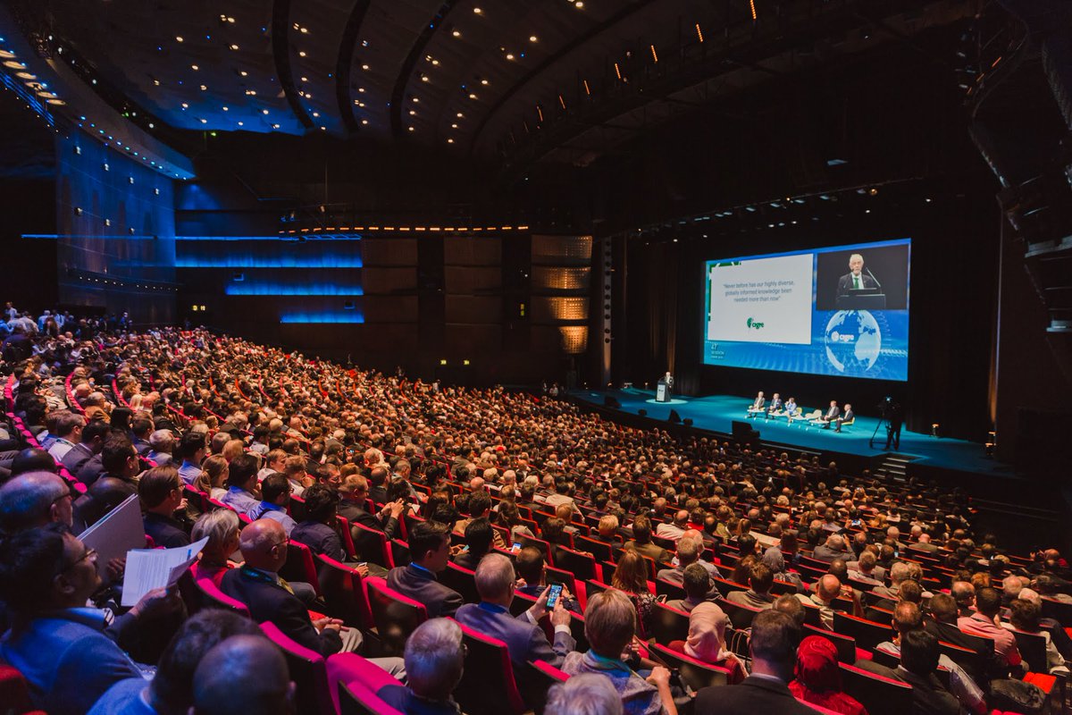 CIGREWorld's tweet photo. Get a sneak peek of the first days of the #CIGRESession2018
#PowerSystemExpertise #CIGRE
https://t.co/nDmwtEerW9 https://t.co/7vz5BCFv8E
