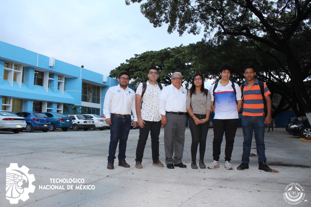 tecnmtuxtlagtz's tweet photo. La mañana de este lunes 27 de agosto se llevó a cabo la inauguración del estacionamiento de estudiantes del #TecNM Campus Tuxtla Gutiérrez, el corte del listón estuvo a cargo del M.E.H. José Luis Méndez Navarro Director del Campus.  #SomosTecNM #TecTuxtla #SomosTecTuxtla https://t.co/G8Ap7e0Dr8