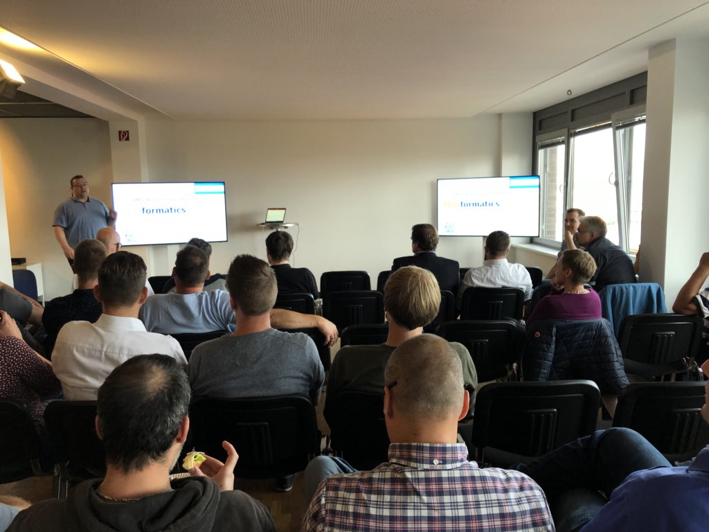 thinfabrics's tweet photo. Los geht die Office365 User Group zusammen mit der @thinformatics #office365ughh https://t.co/YHquFwpe5F